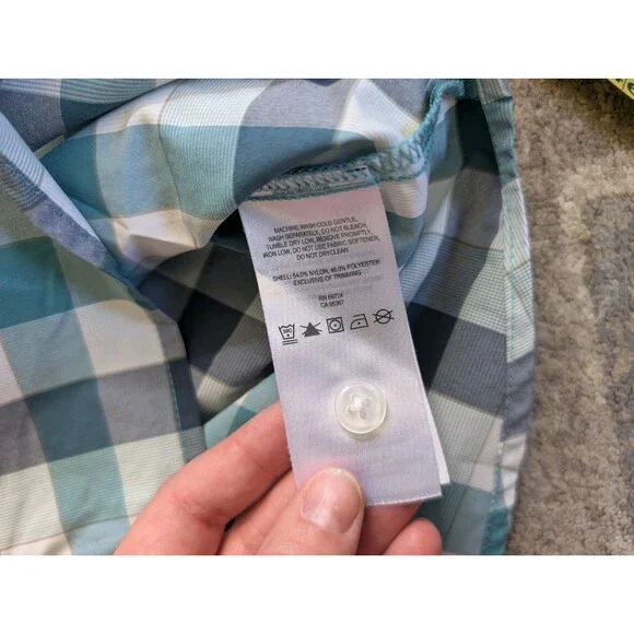 Men's XL Shirt Columbia Sports Wear Company Blue Omni Shade Plaid - Picture 8 of 9